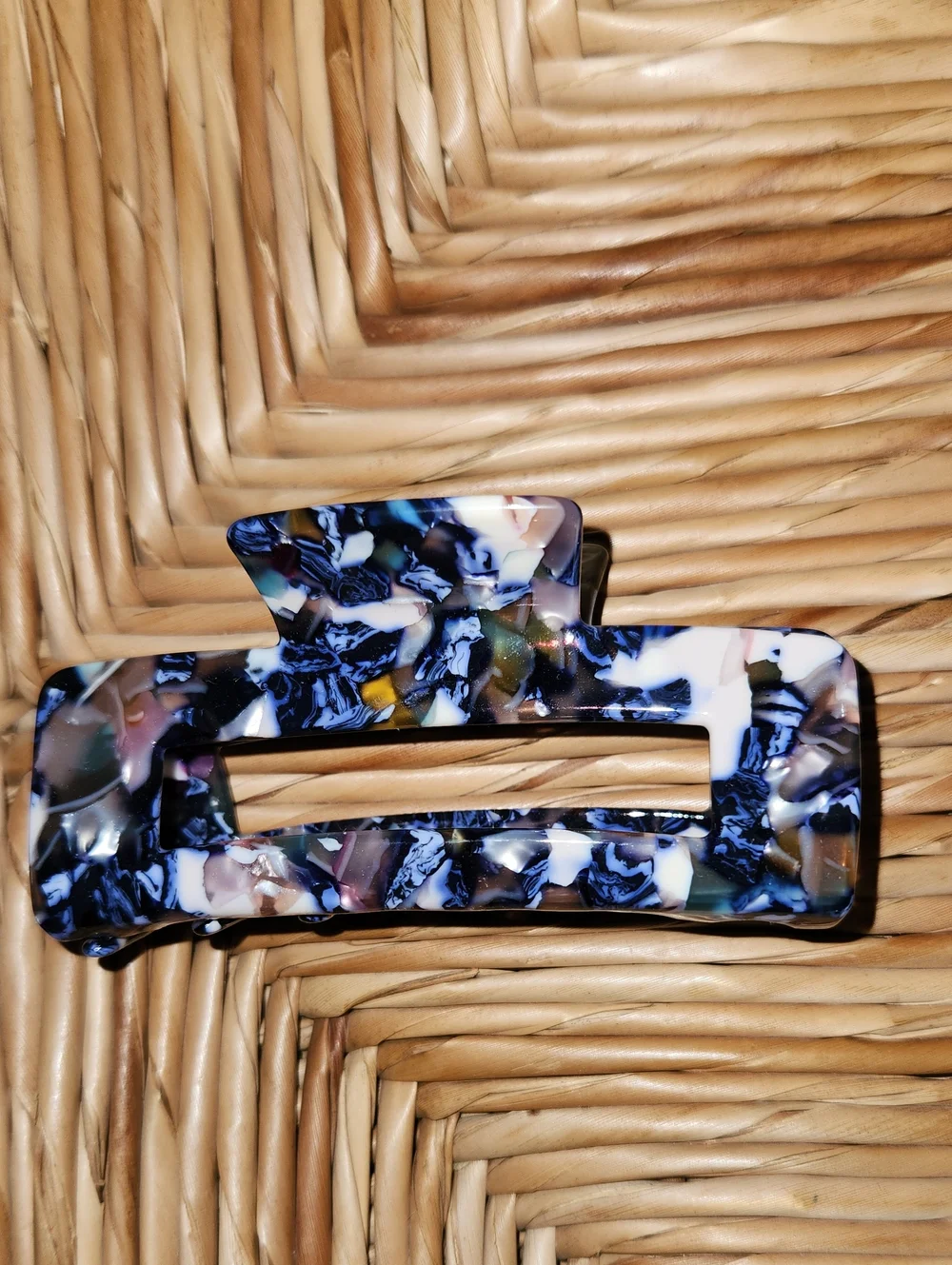 NWOT Acetate Hair Clip 4 inches